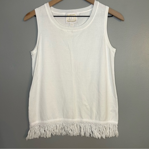 Sail To Sable White Sleeveless Sweater with Fringe Trim, Size XS - Picture 3 of 7